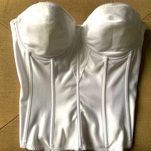 white dominique corset